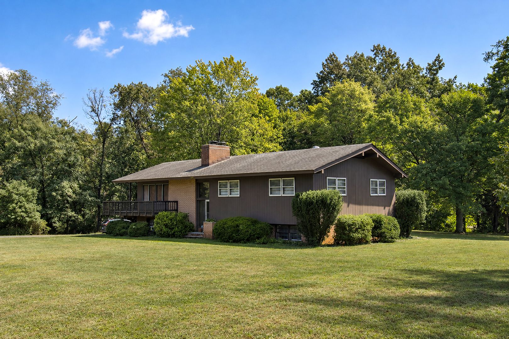 Crozet House: 919 Maple Street