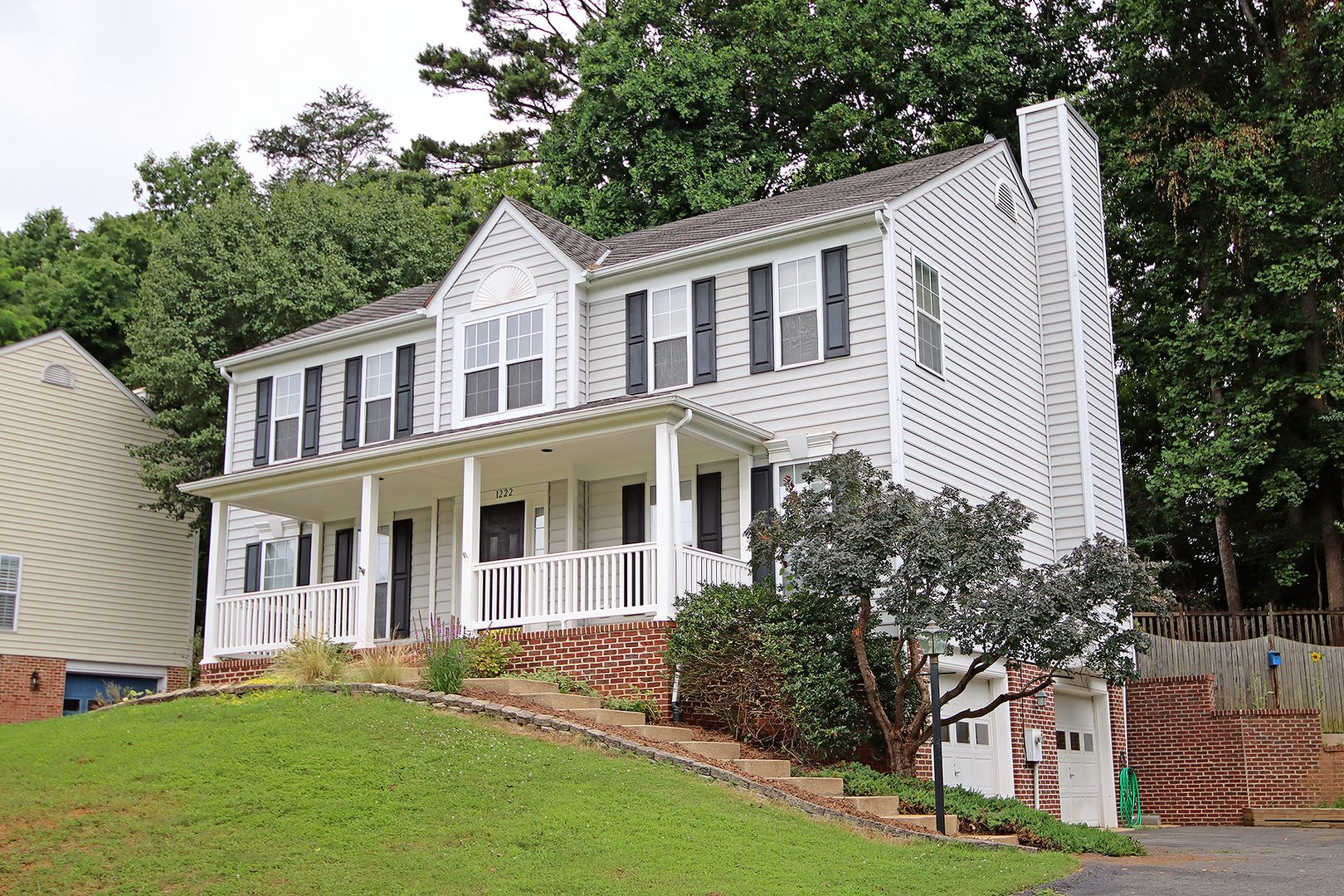 Charlottesville House: 1222 Raintree Dr
