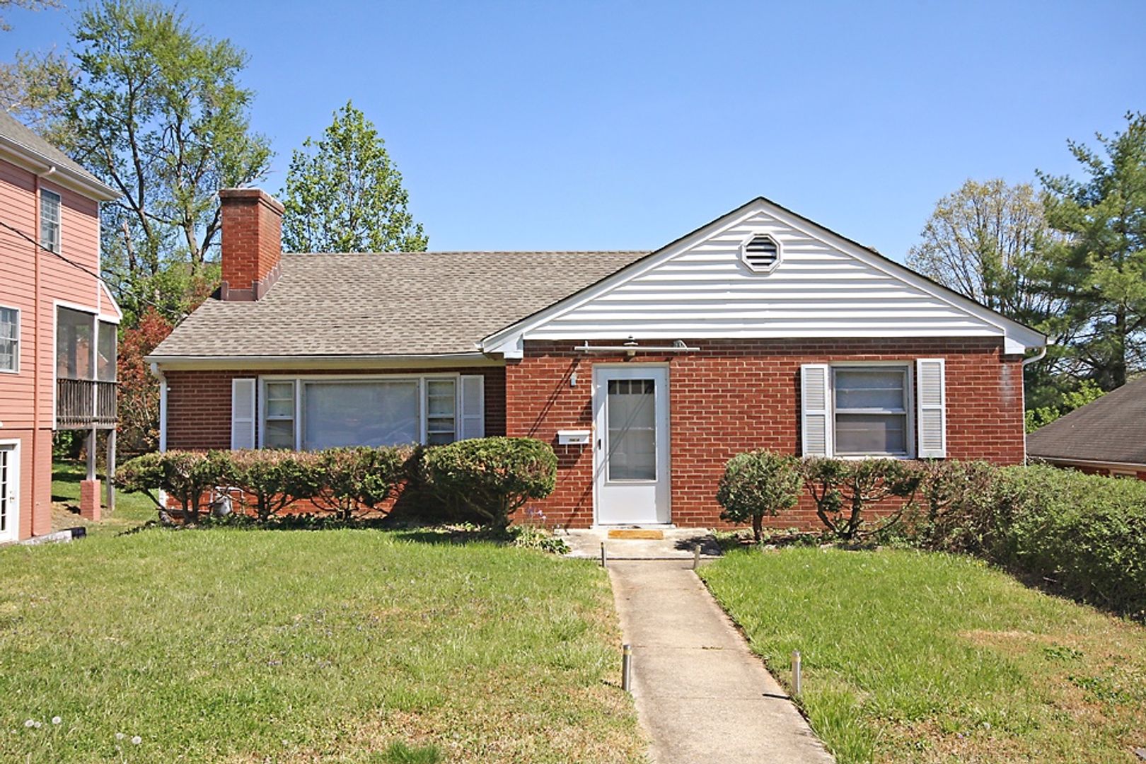 Charlottesville Apartment: 706 Grove Ave #A