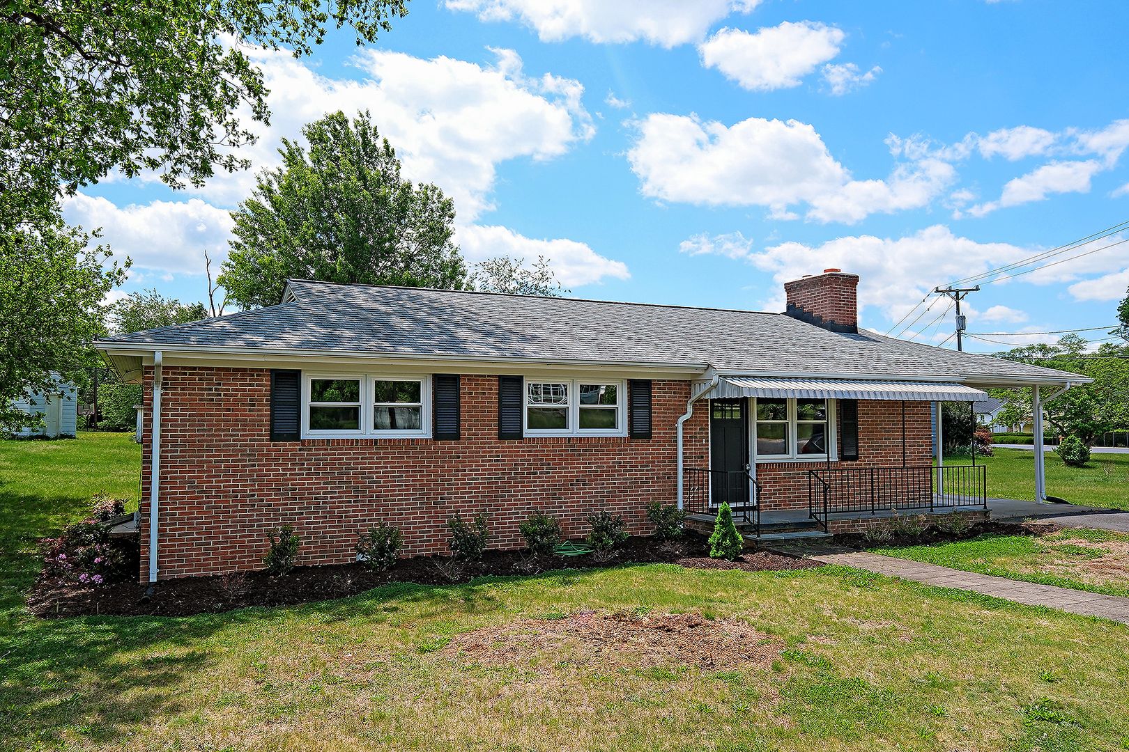 Crozet House: 5709 St George Ave