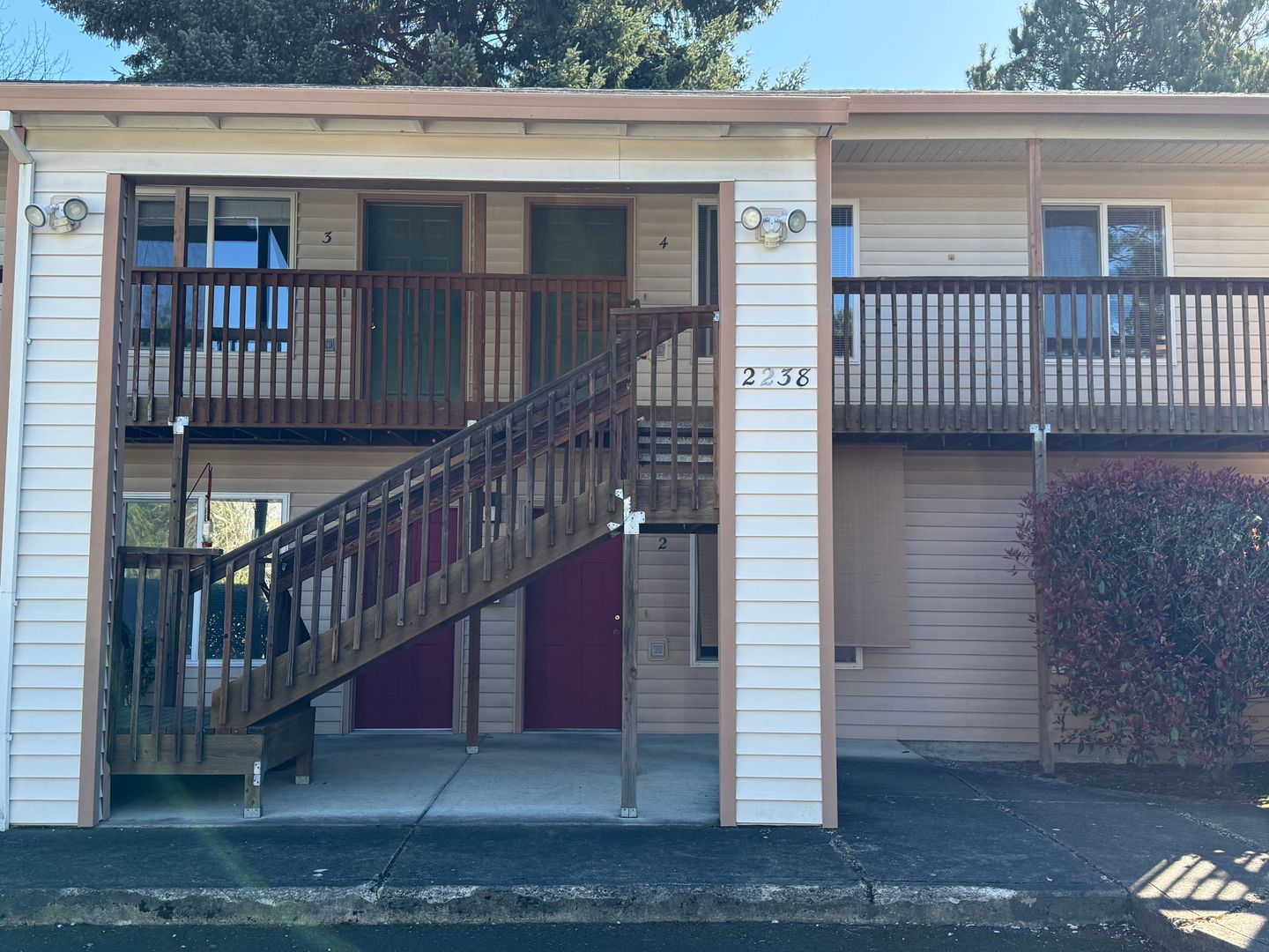 Hillsboro Apartment: 2222-2238 SE 44th Ave.