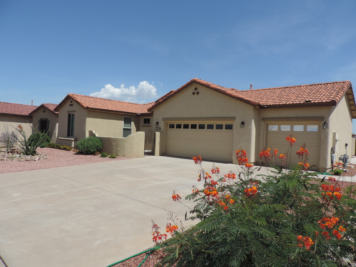 Sierra Vista House: 2134 Prairie Grass Dr