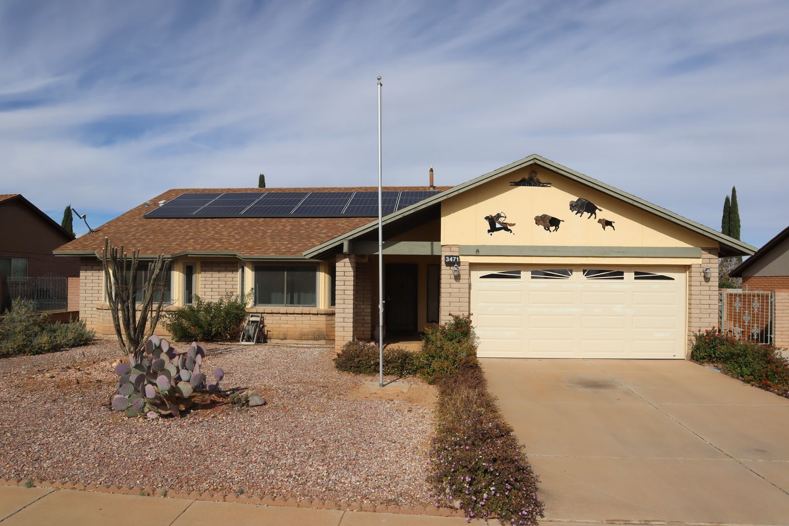 Sierra Vista House: 3471 Willow Drive