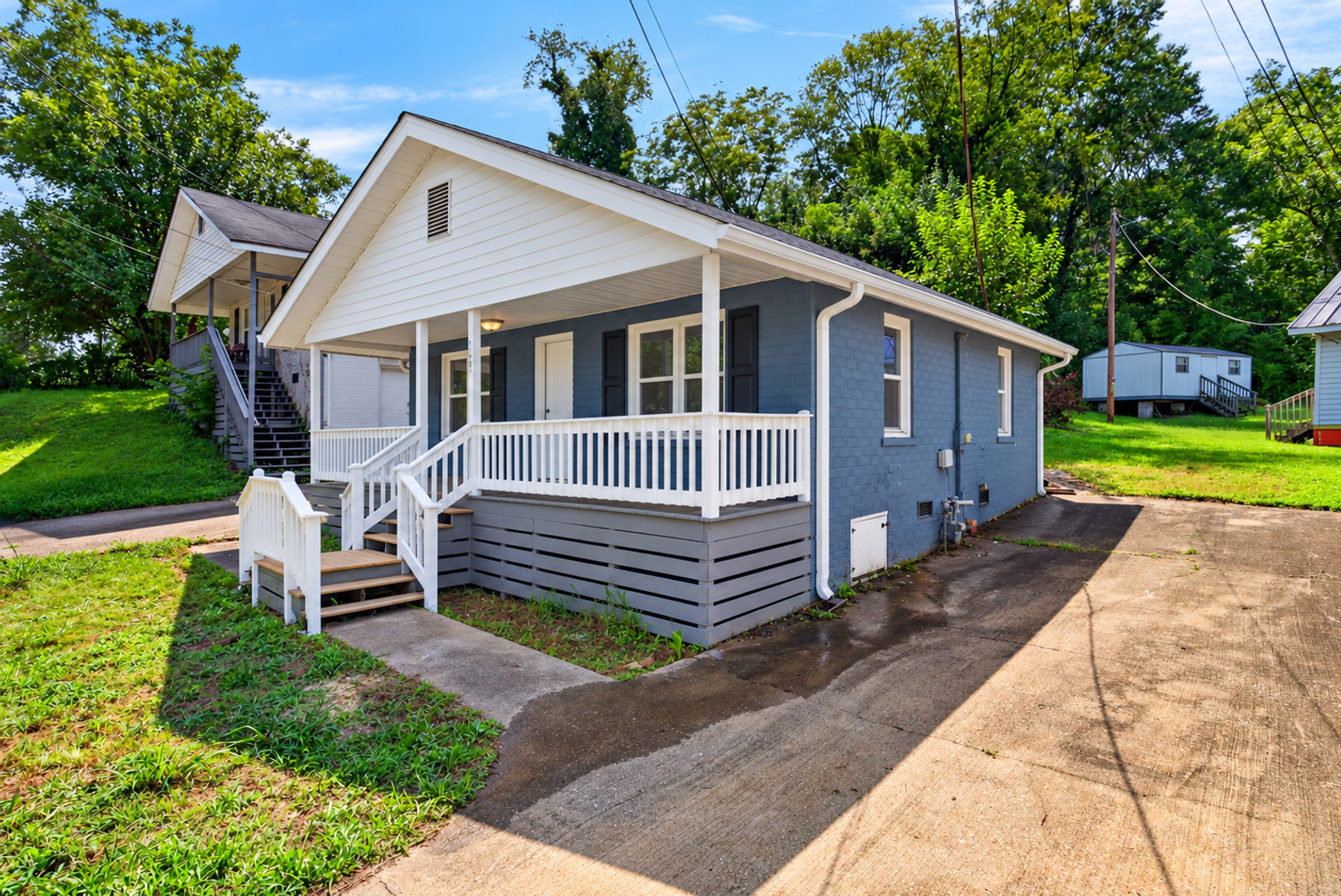 Spartanburg House: 728 S. Liberty St