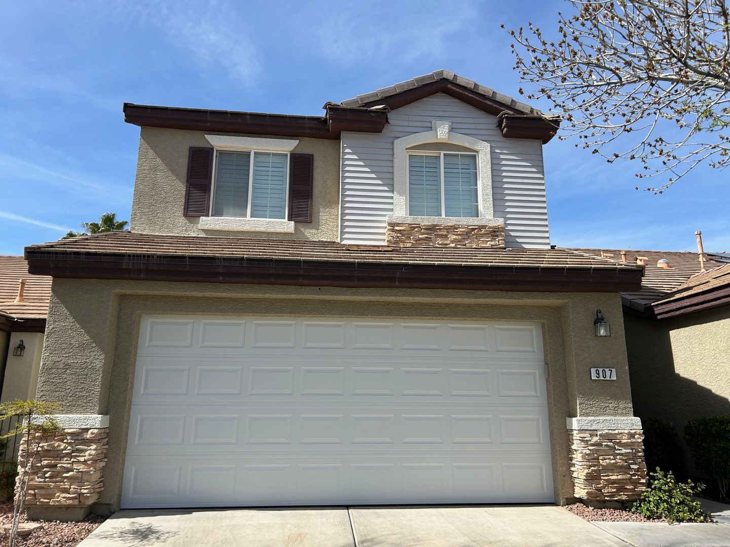 Las Vegas Townhome: 907 Majestic Oak