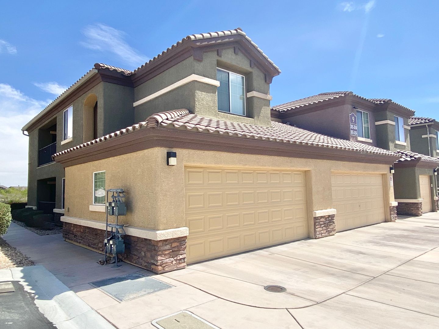 Las Vegas Townhome: 6868 Sky Pointe Drive #1036