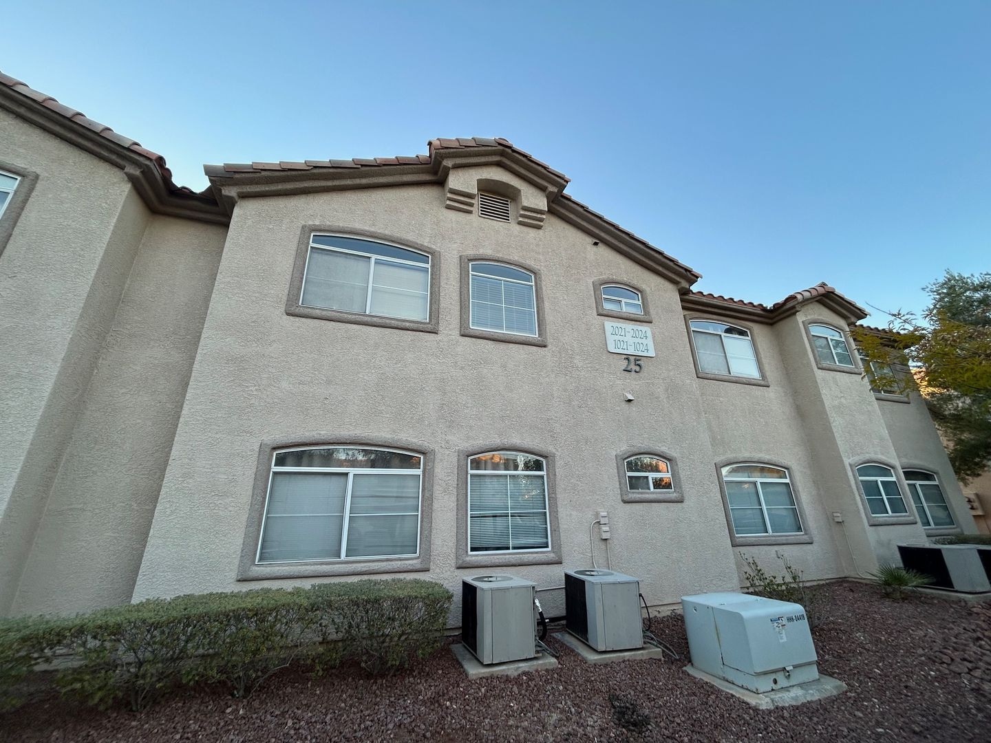 Las Vegas House: 5415 W. Harmon Ave #1022