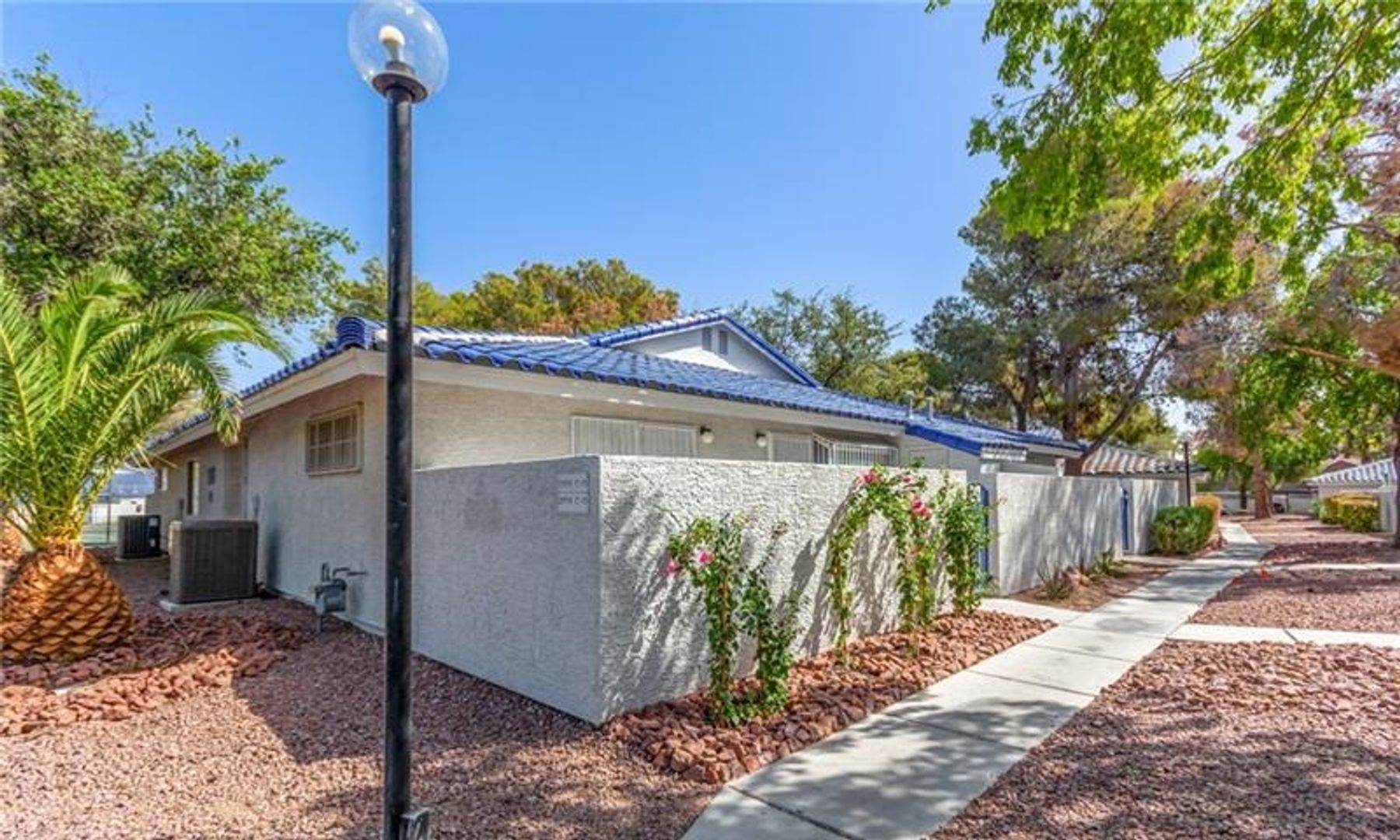 Las Vegas House: 2116 Willowbury Ct