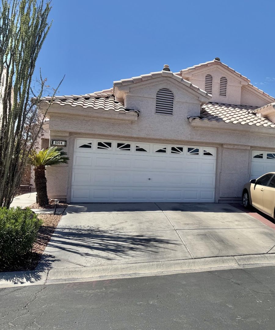 Las Vegas Townhome: 5304 Runningbrook Road