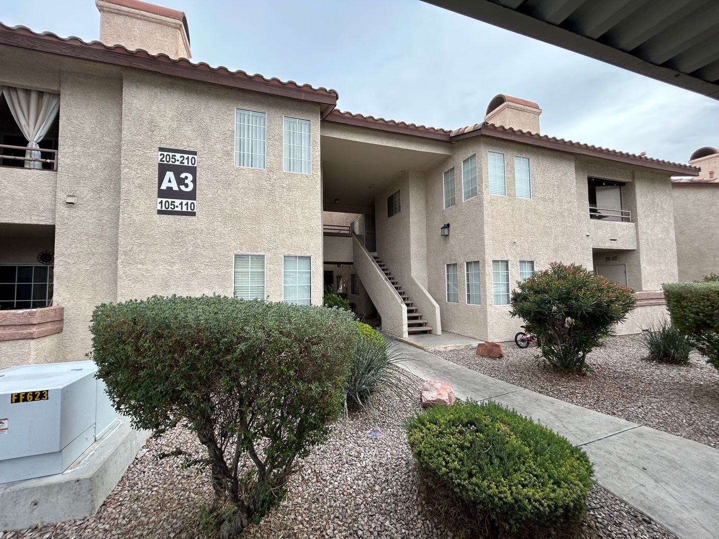 Las Vegas House: 6500 W. Lake Mead #107