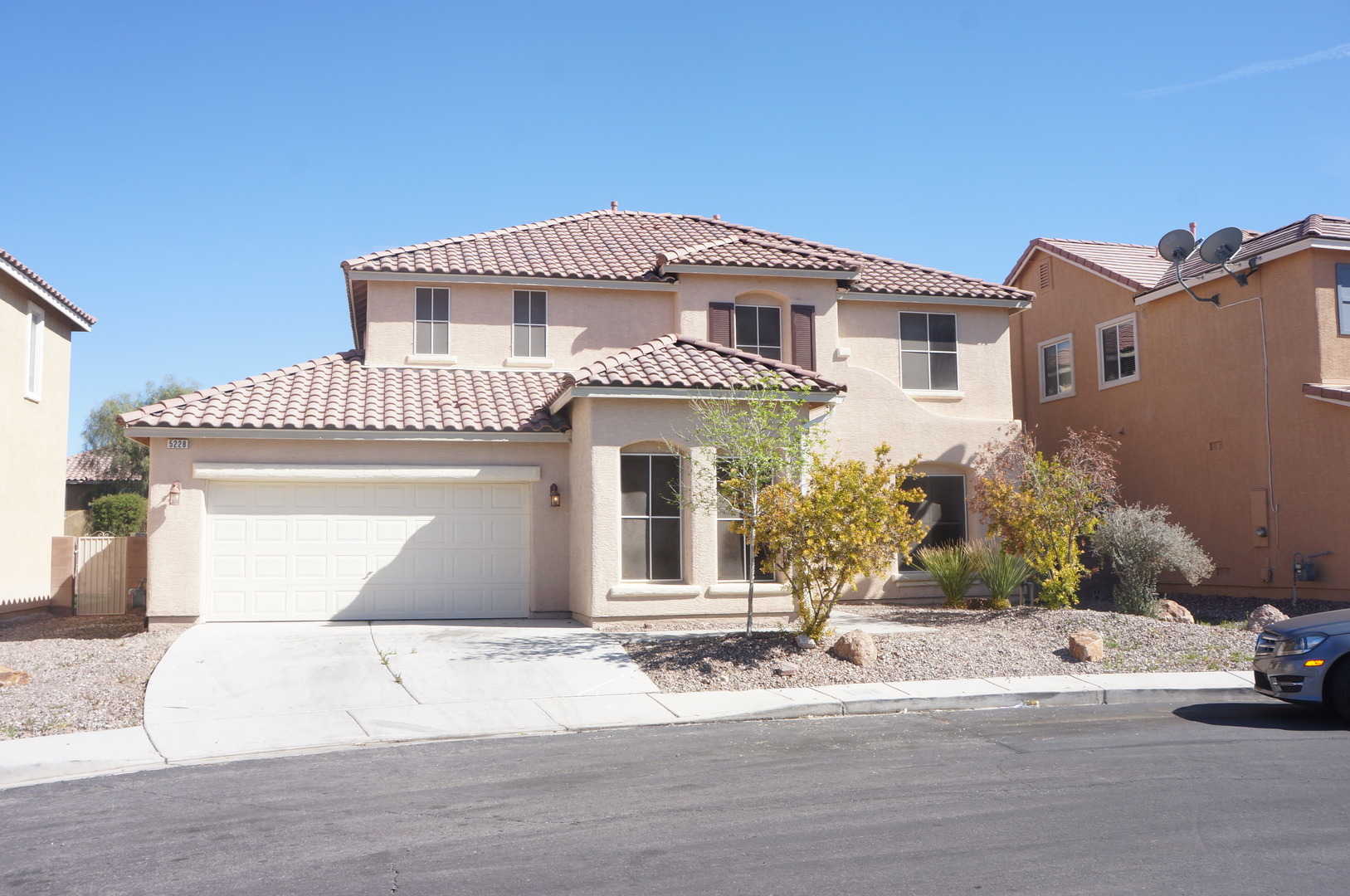 North Las Vegas House: 5228 Cardinal Flower Ct