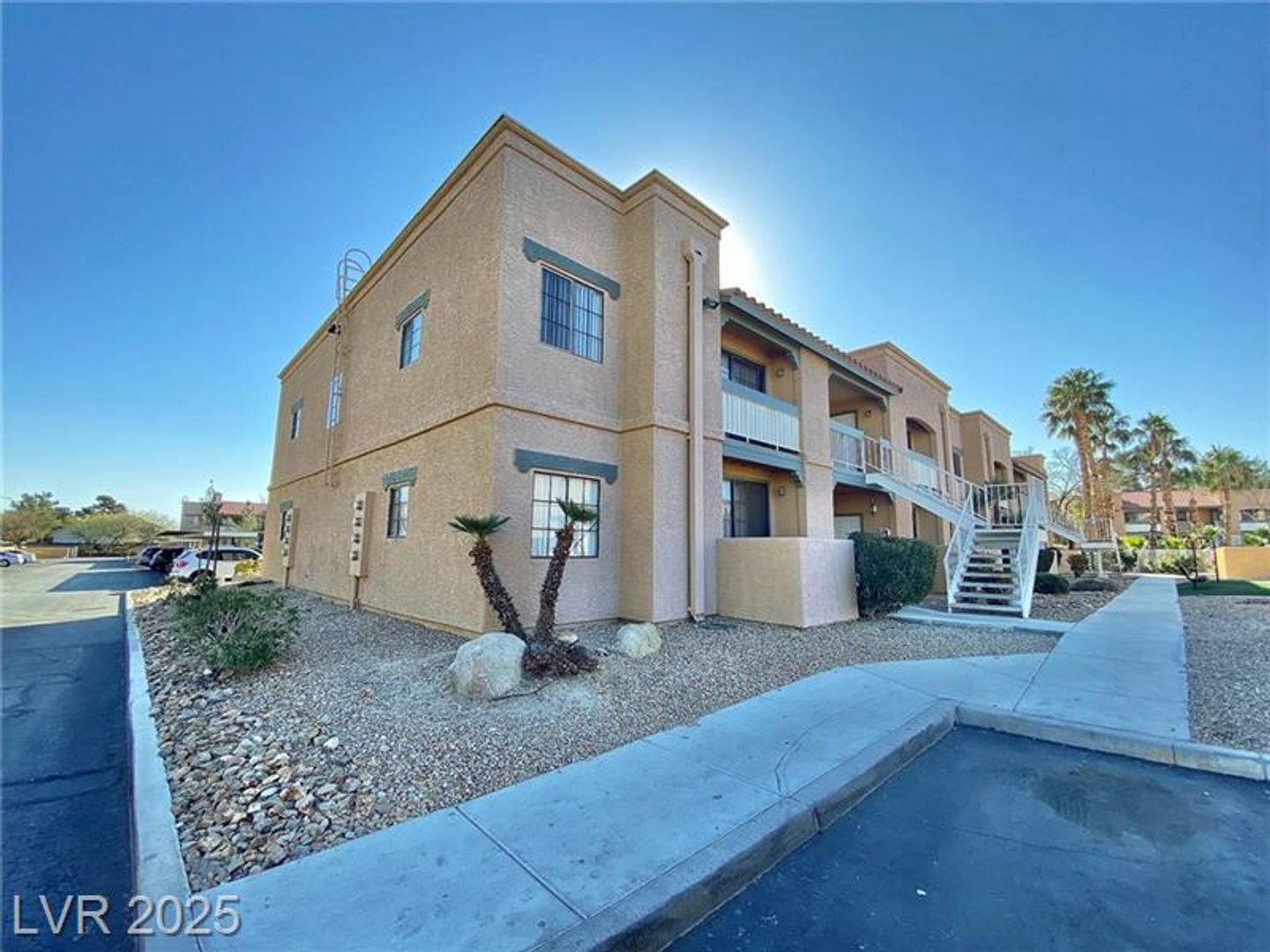 Las Vegas House: 5154 South Jones Blvd Unit #202