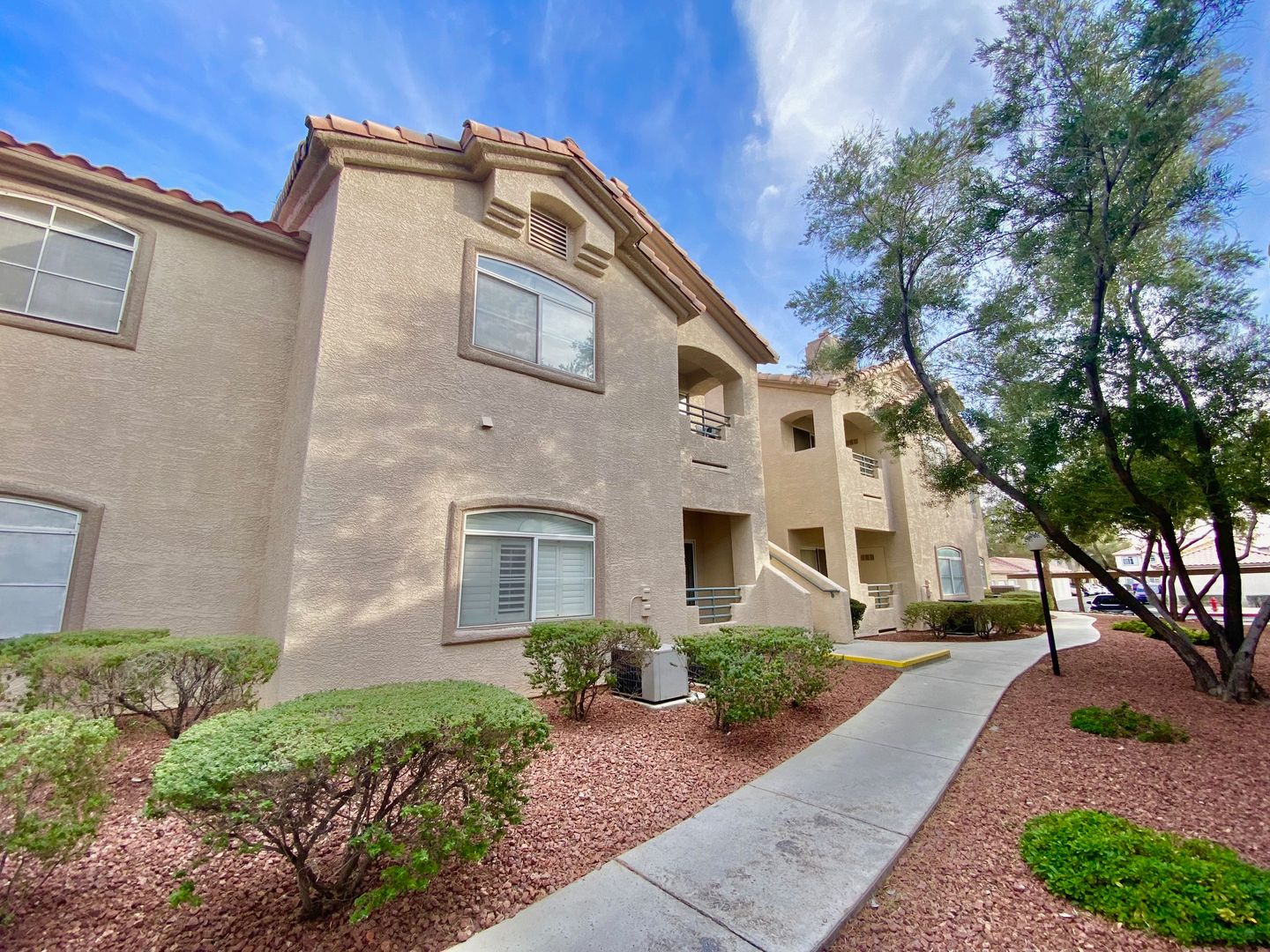 Las Vegas Condo: 5415 W Harmon Ave #1037
