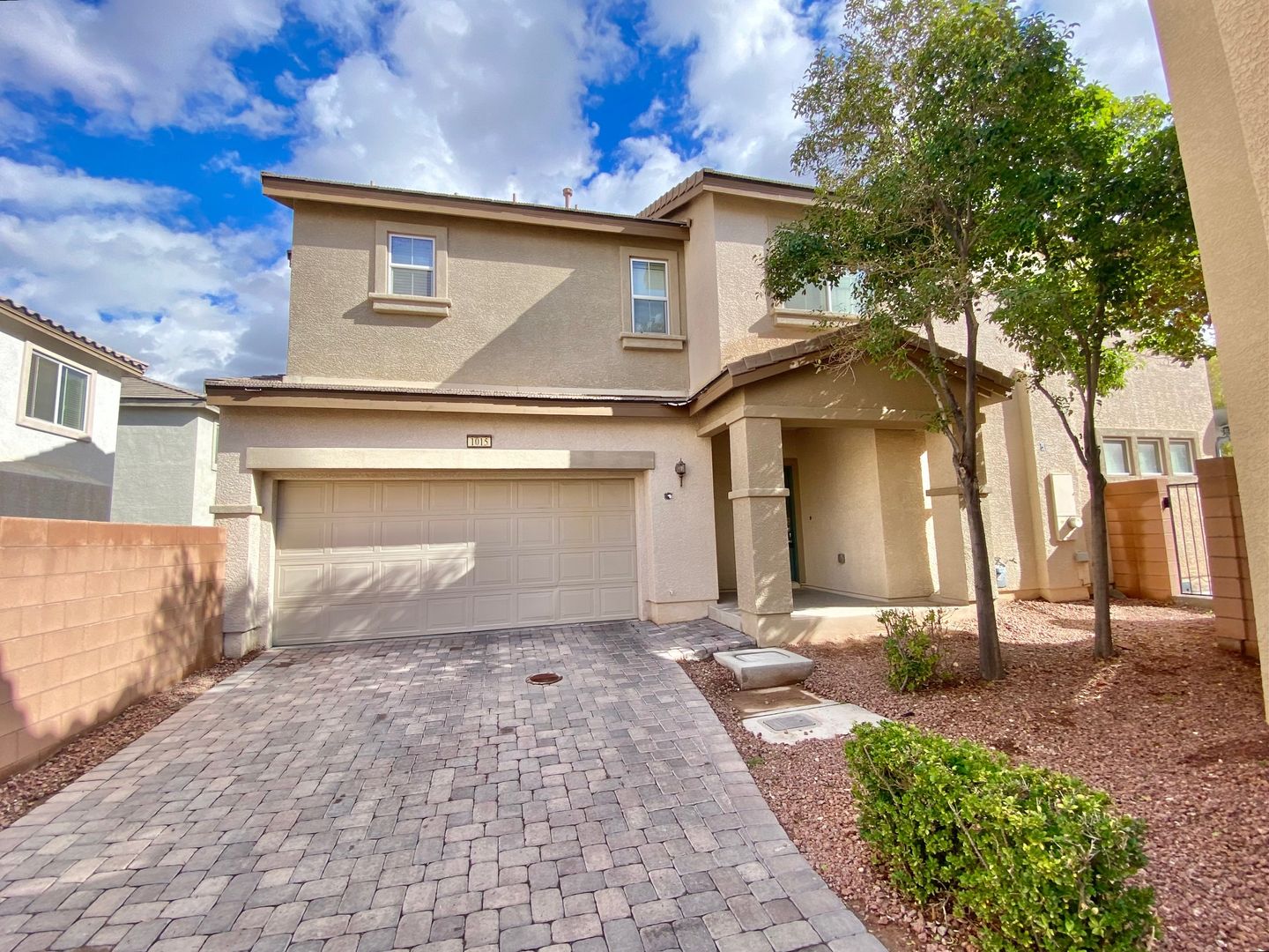 North Las Vegas House: 1015 Maple Pines Ave