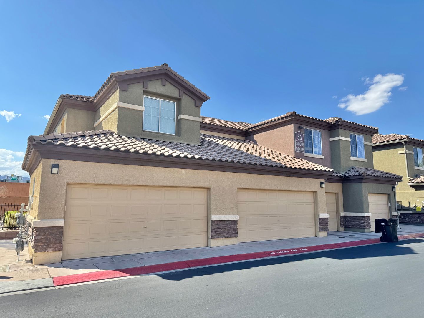 Las Vegas House: 6868 Sky Pointe Drive #2036
