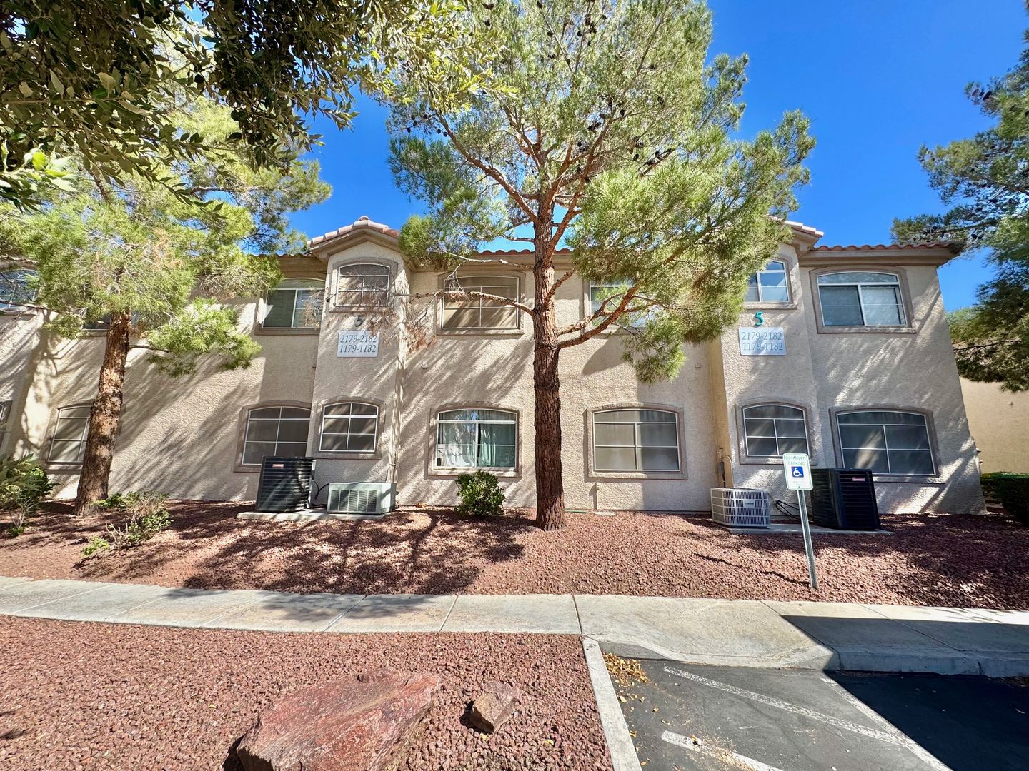 Las Vegas House: 5415 West Harmon Ave #2180