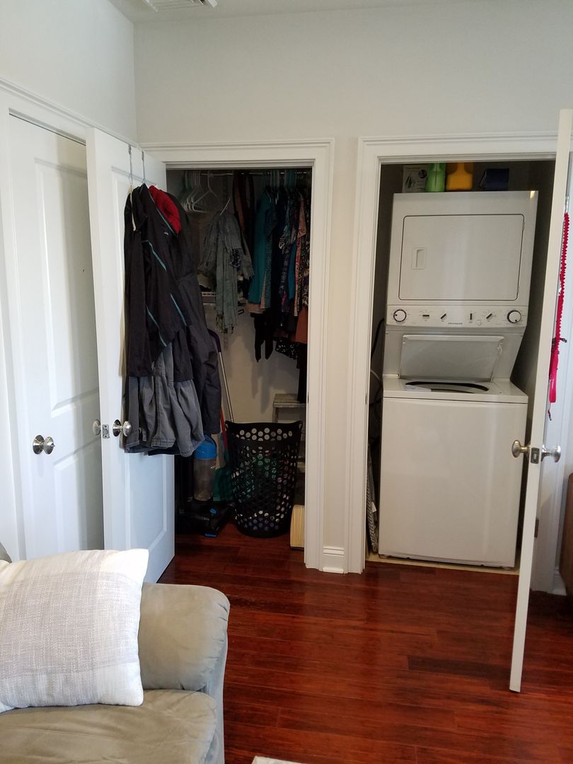 East Greenwich Apartment: 60 Crompton Ave