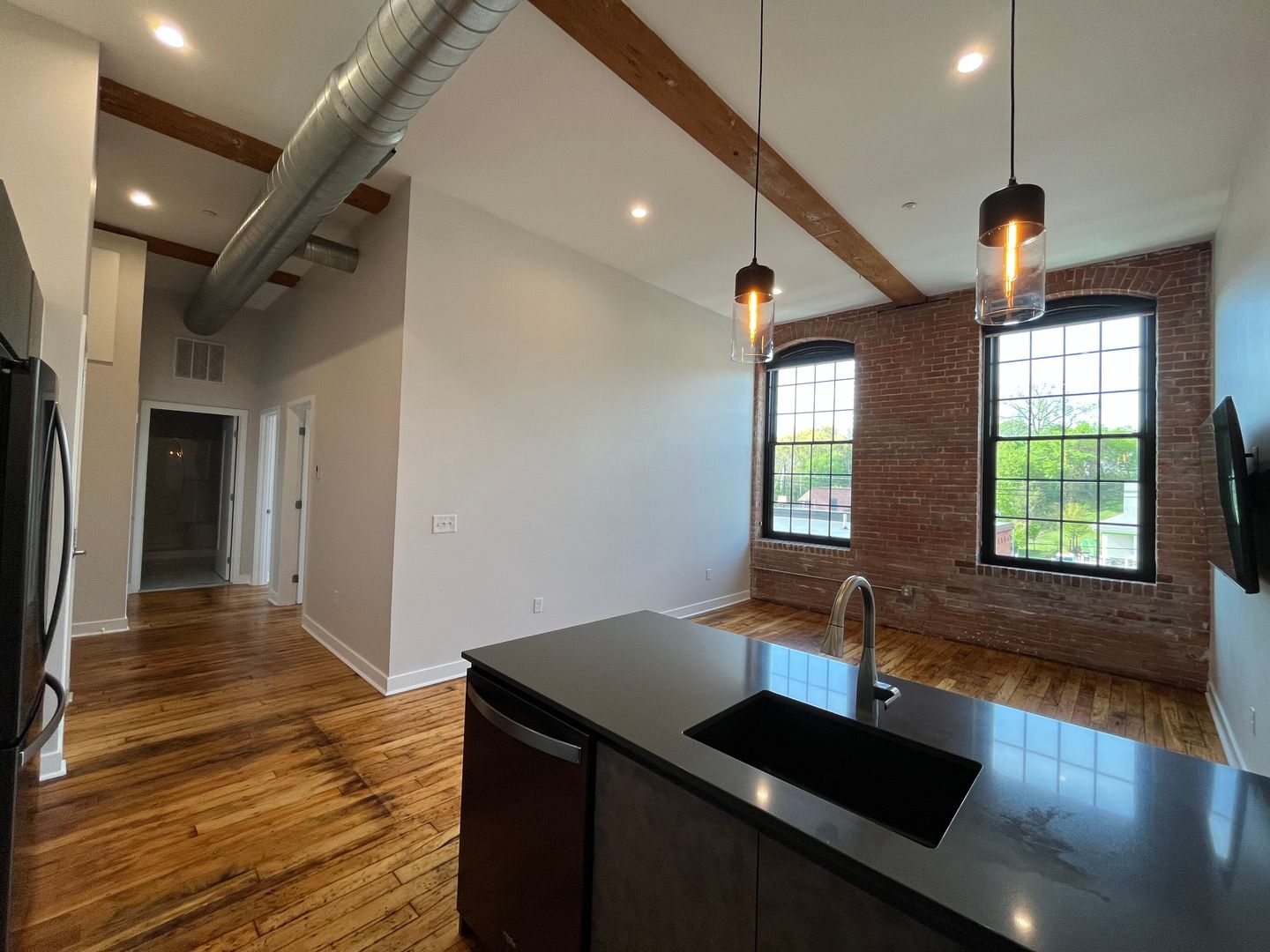 Providence Apartment: 725 Branch Ave