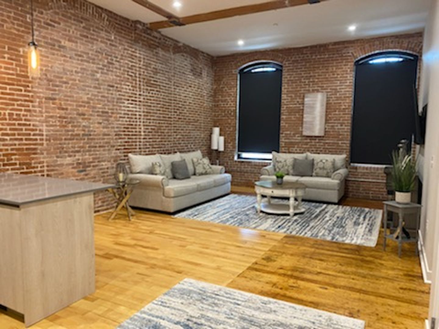 Providence Apartment: 725 Branch Ave
