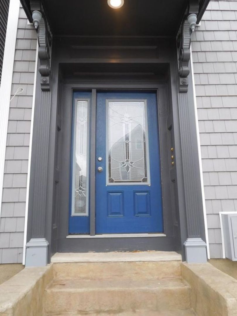 Providence Apartment: 90 Sutton Street