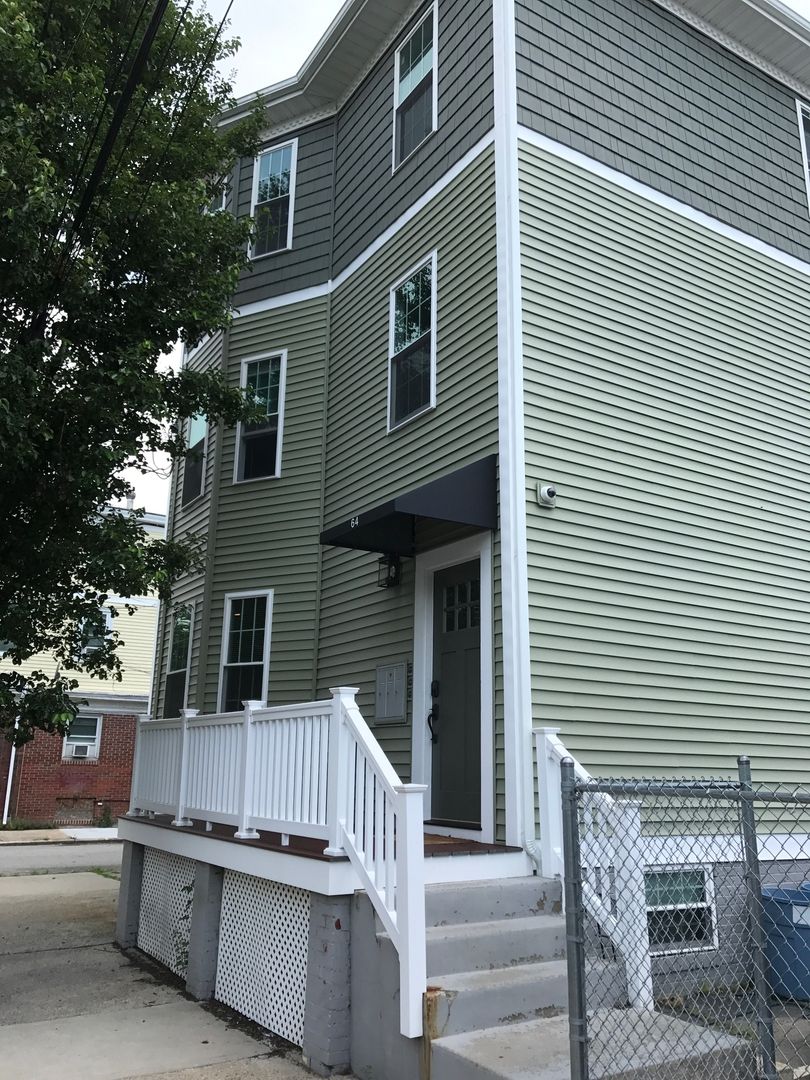 Providence Apartment: 64 Courtland Street