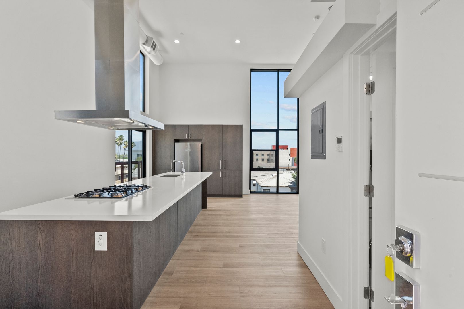 North Hollywood Condo: 5617 Klump Ave