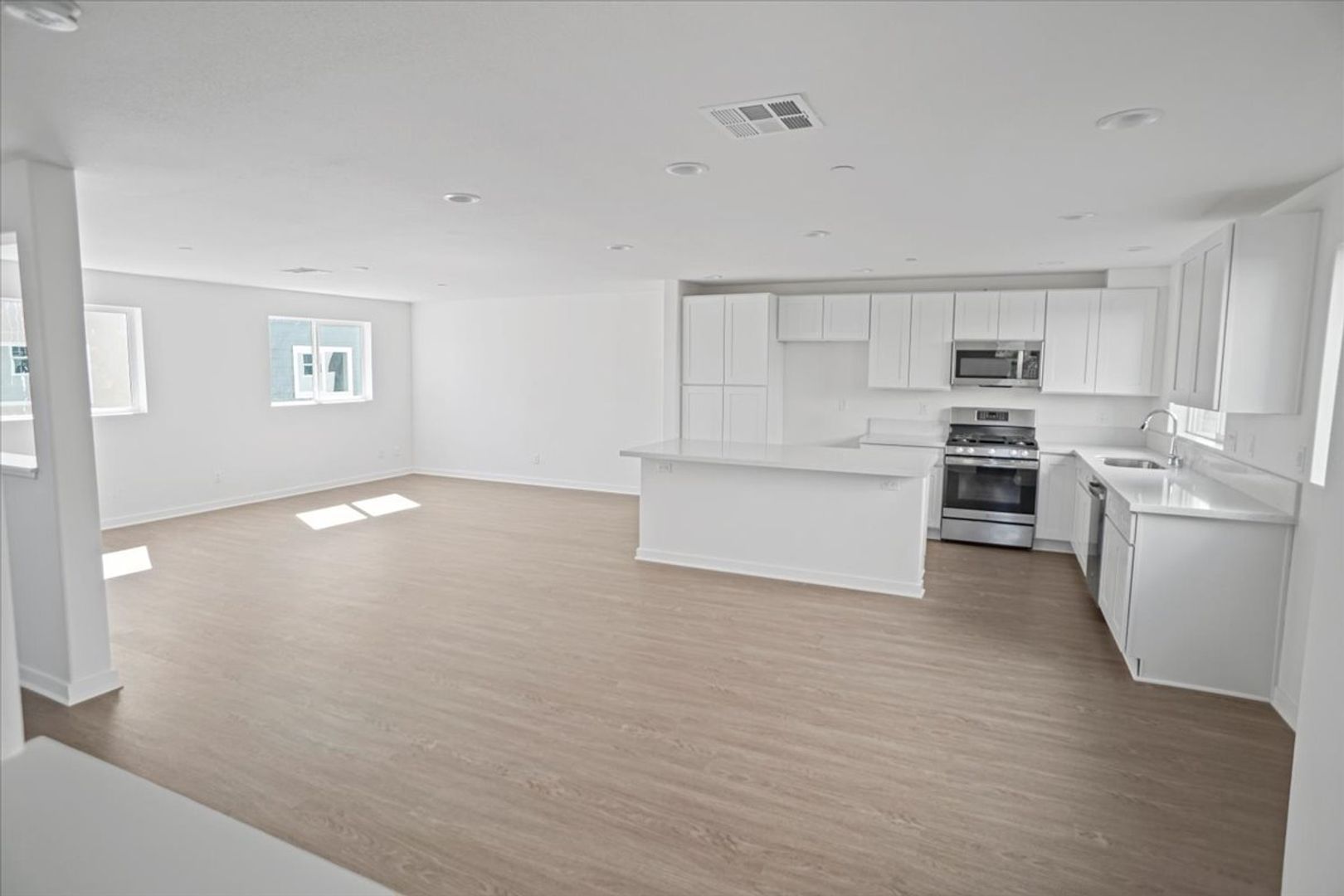 Sylmar House: 13530 W. Foothill Blvd