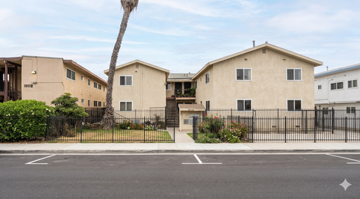 Huge, Bright 3-Bed Near SoFi & LAX – photo 1