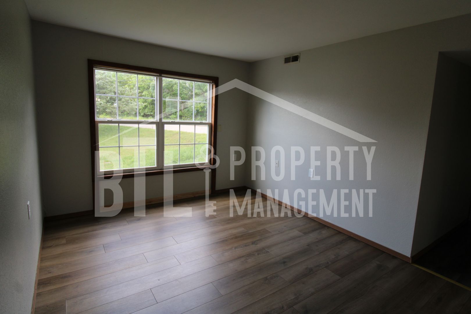 Branson Apartment: 400 S Judy St