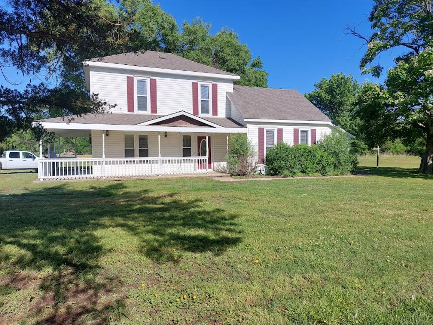 Haysville House: 202 E. 95th St. South