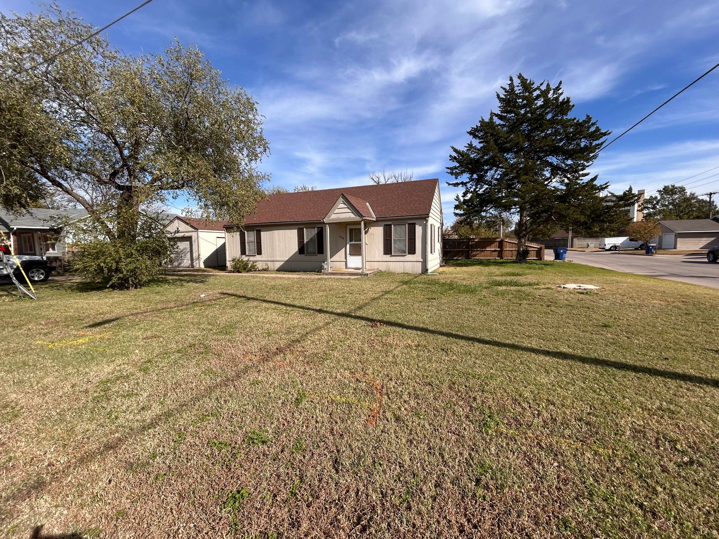 Wichita House: 1000 N St Paul