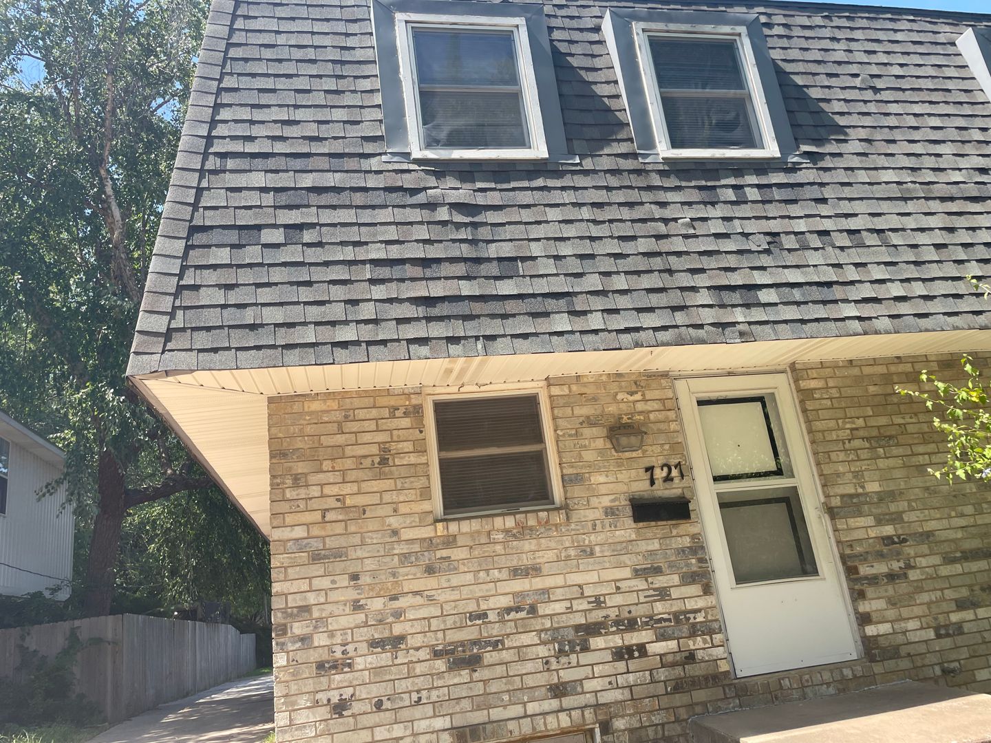 Wichita Apartment: 725 S Erie