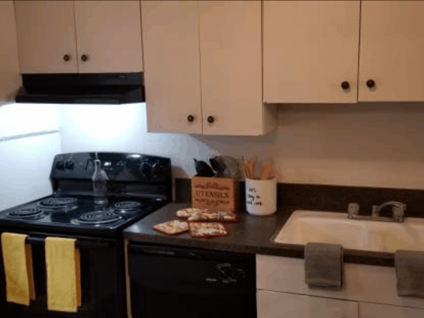 New Braunfels Apartment: Bell - 721 -735