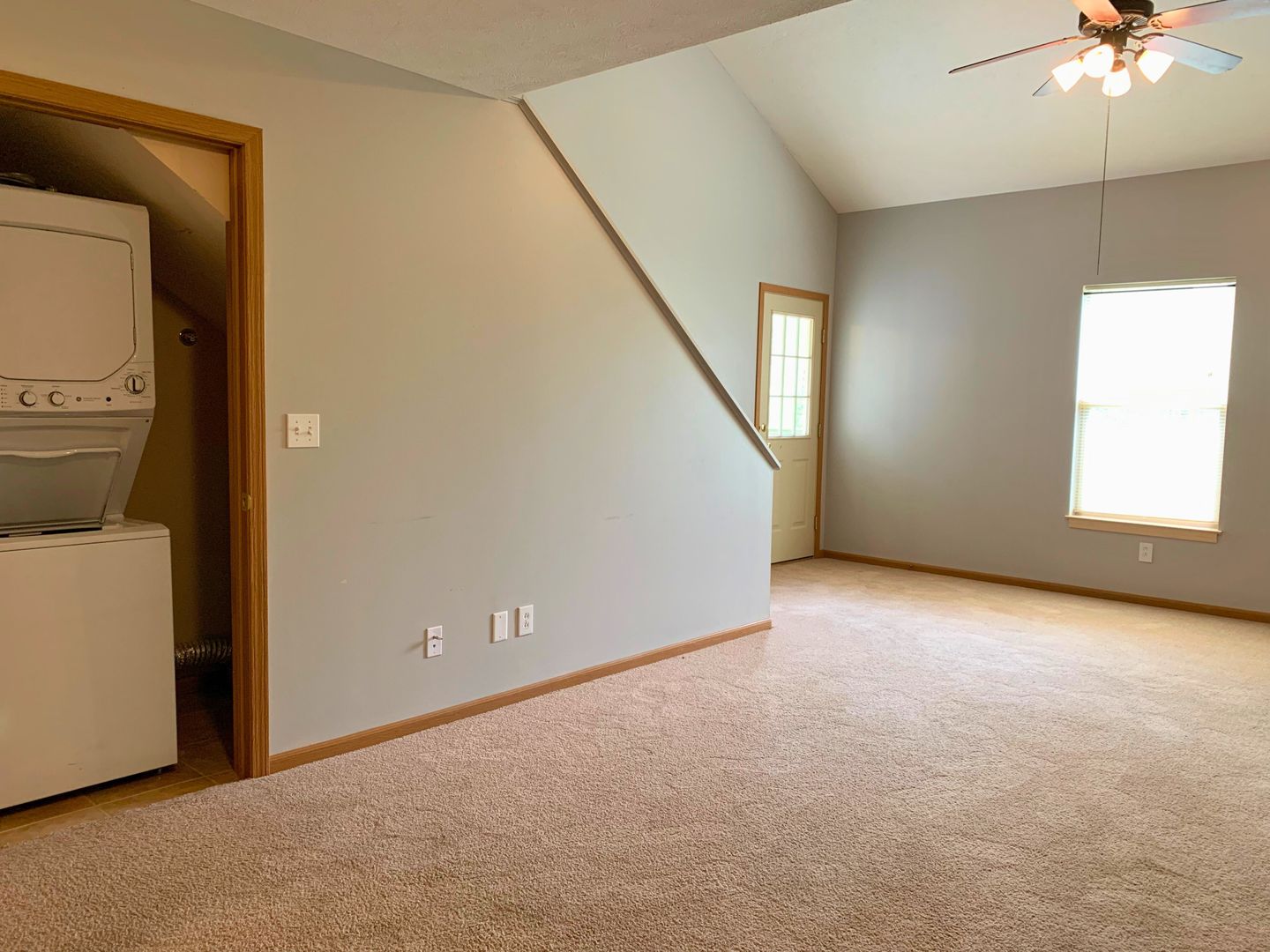 Terre Haute Apartment: 1897 N Hunt St