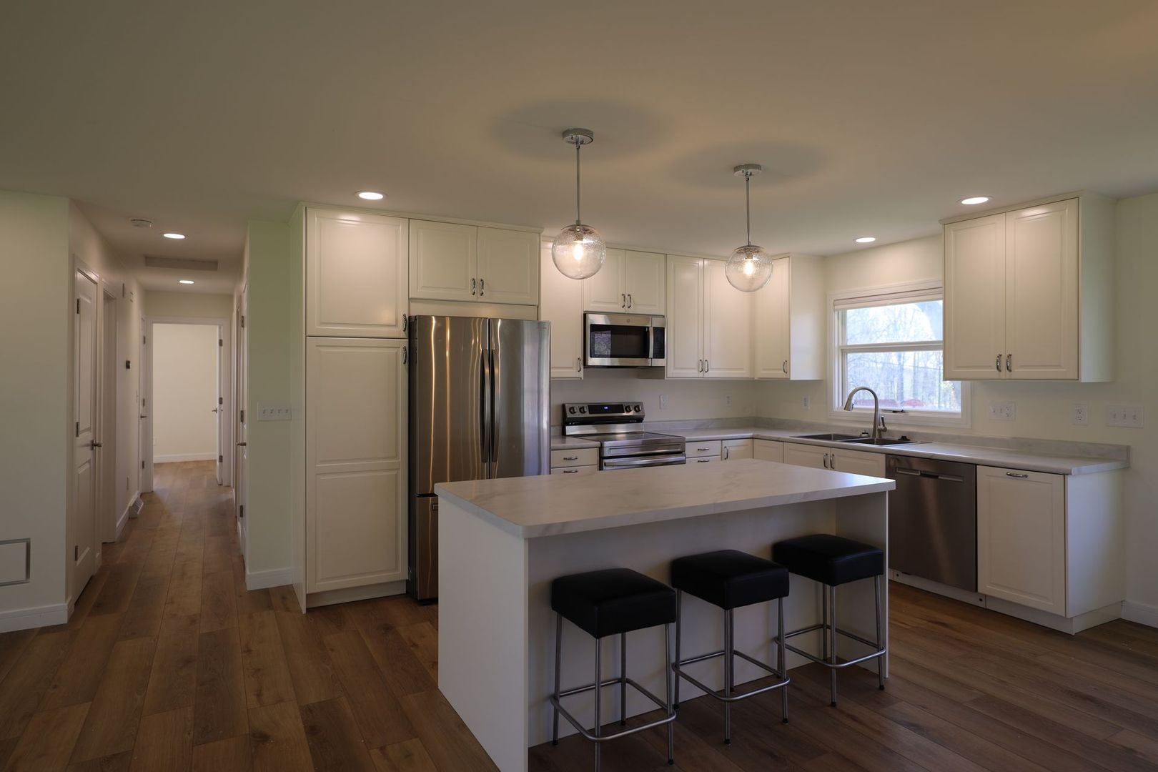 Bloomington Apartment: 3925 W Walnut Leaf Dr.