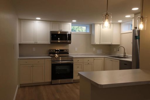 ****AVAILABLE 2027**** 2 Bedroom / 1 Bath – photo 1