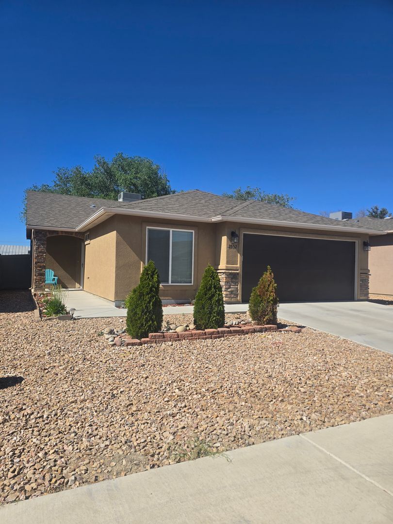 Grand Junction House: 2952 Inishmore Way