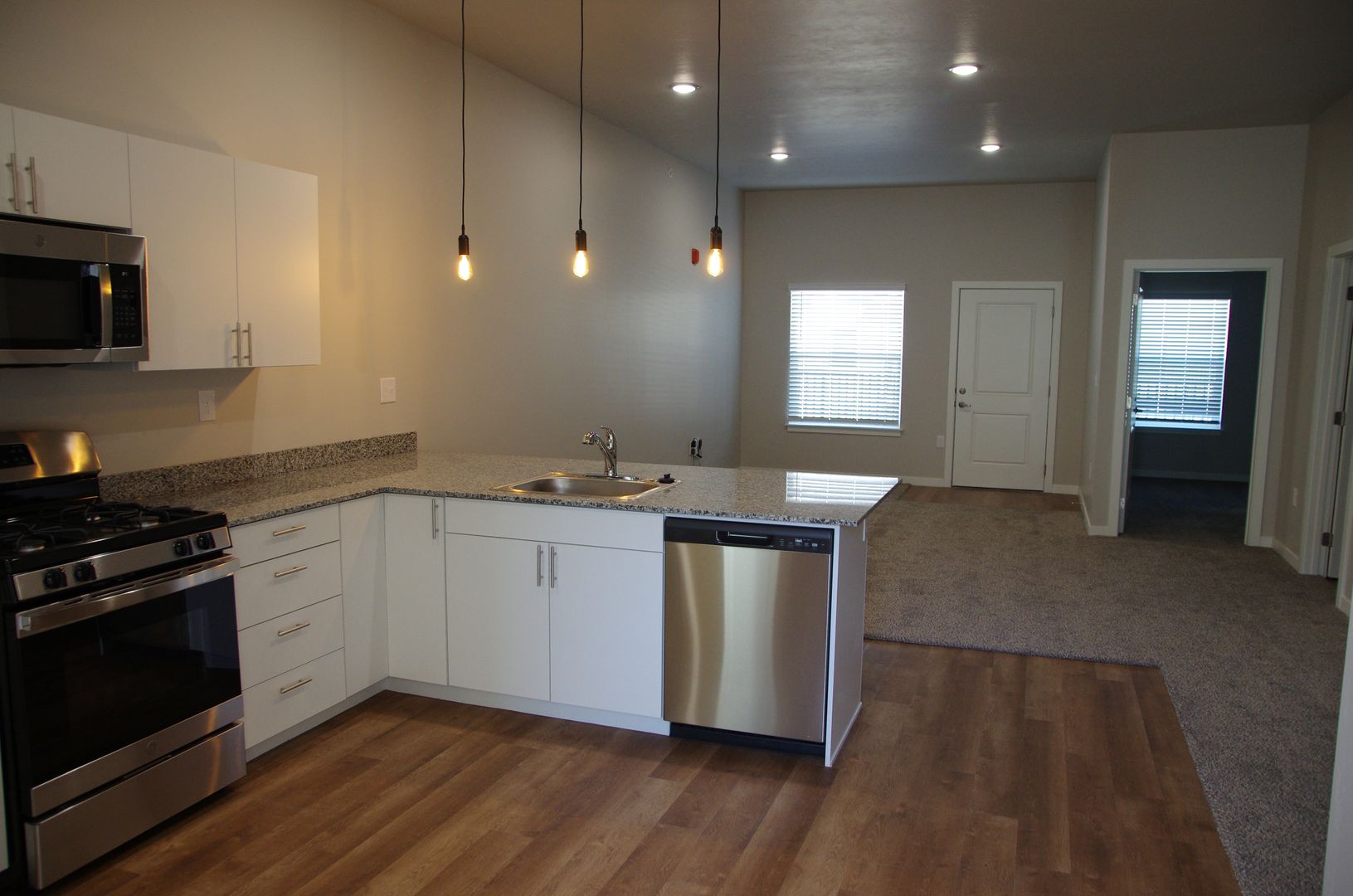 Delta Apartment: 1681 Rodeo Way