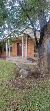 Bright 2 Bed 1 Bath Apartment Centrally Located in Grand Junction – photo 1