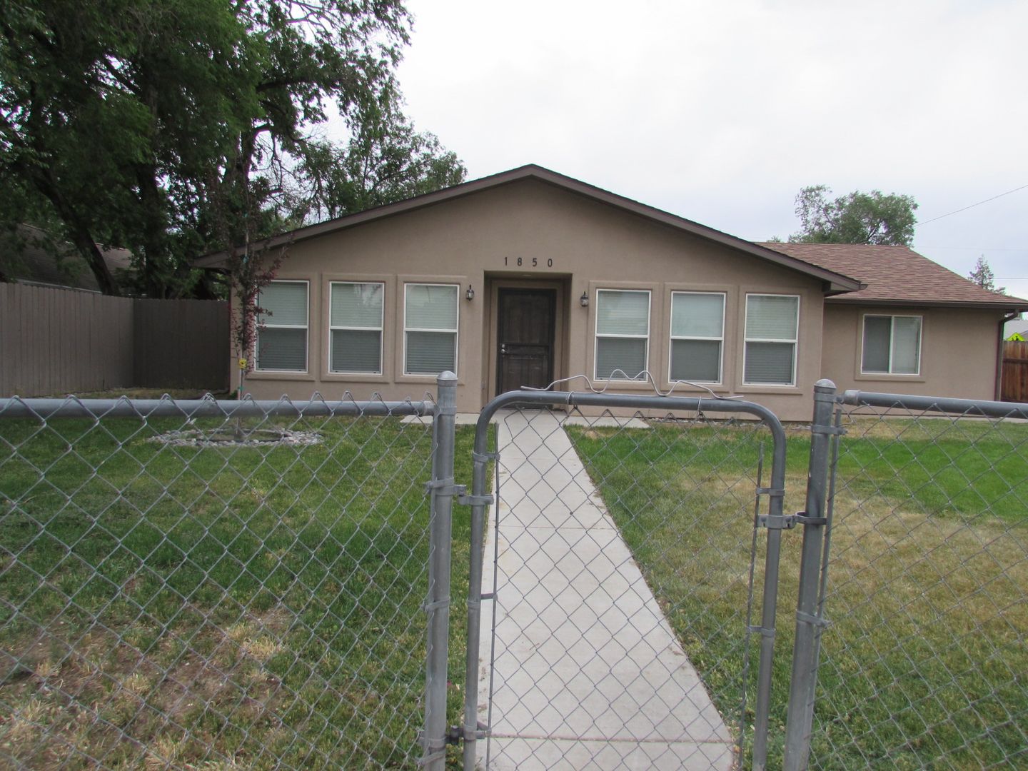 Grand Junction House: 1850 White Avenue