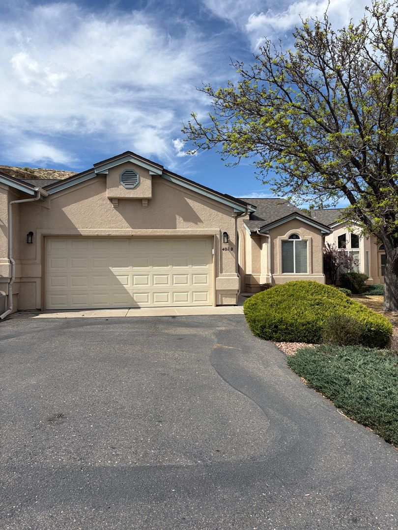 Grand Junction Townhome: 401 Sand Cliff Court Unit B