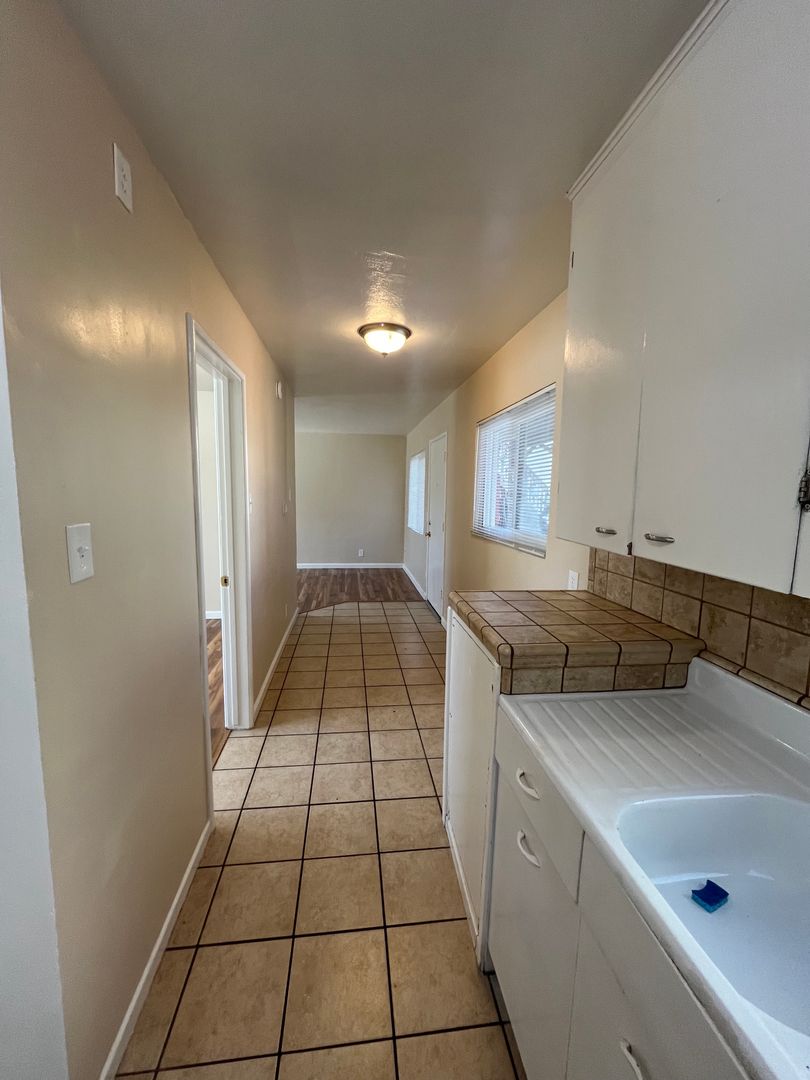 Morro Bay Apartment: 1125 Monterey Ave.