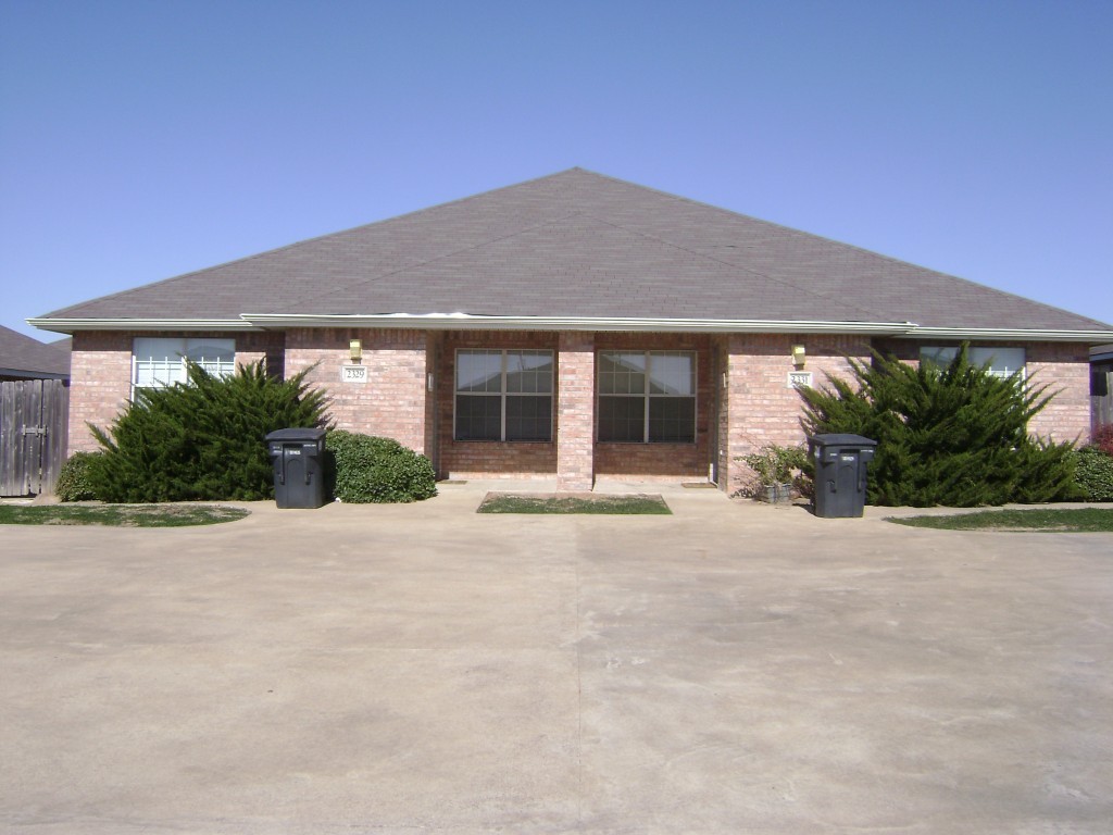 College Station House: 2331 Antelope Ln