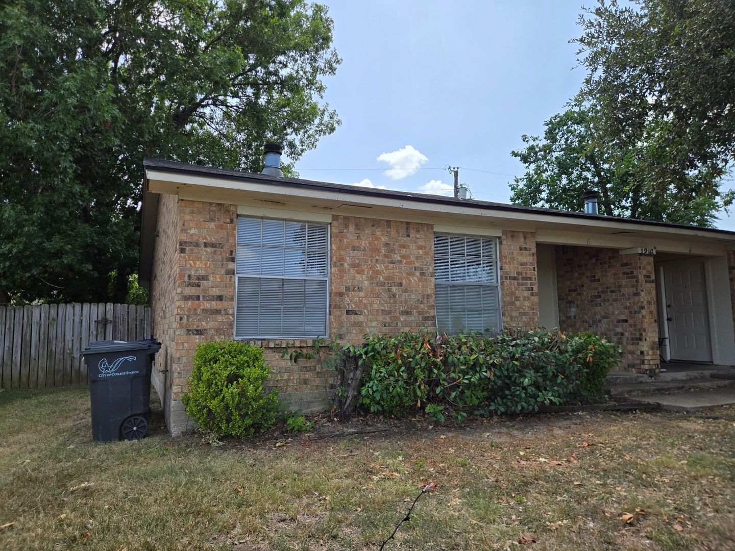 College Station Apartment: 1216 A April Bloom