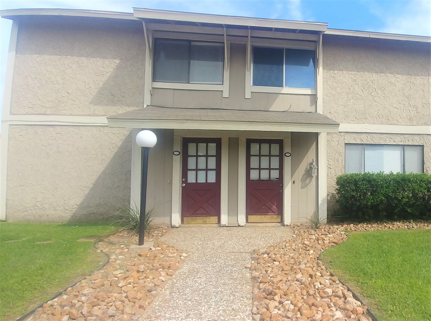 College Station House: 1400 D Holleman Dr