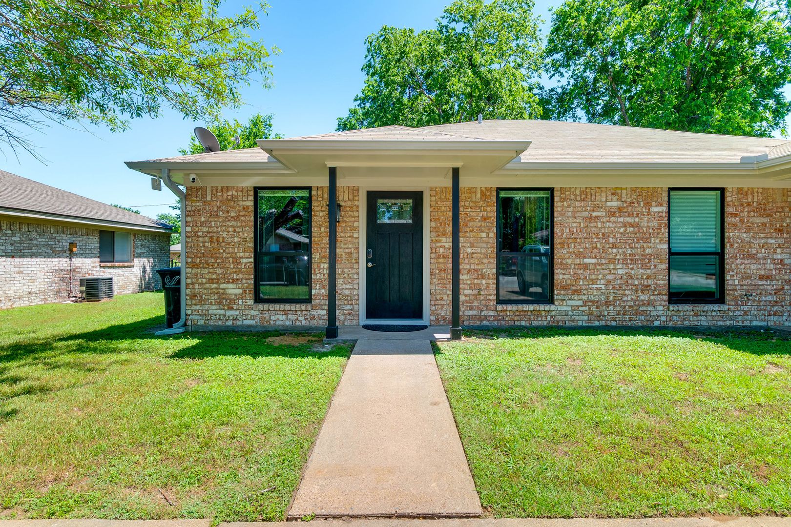 College Station House: 810 Concho Place