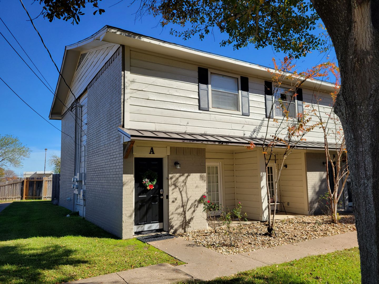 College Station Townhome: 1411 Airline Drive