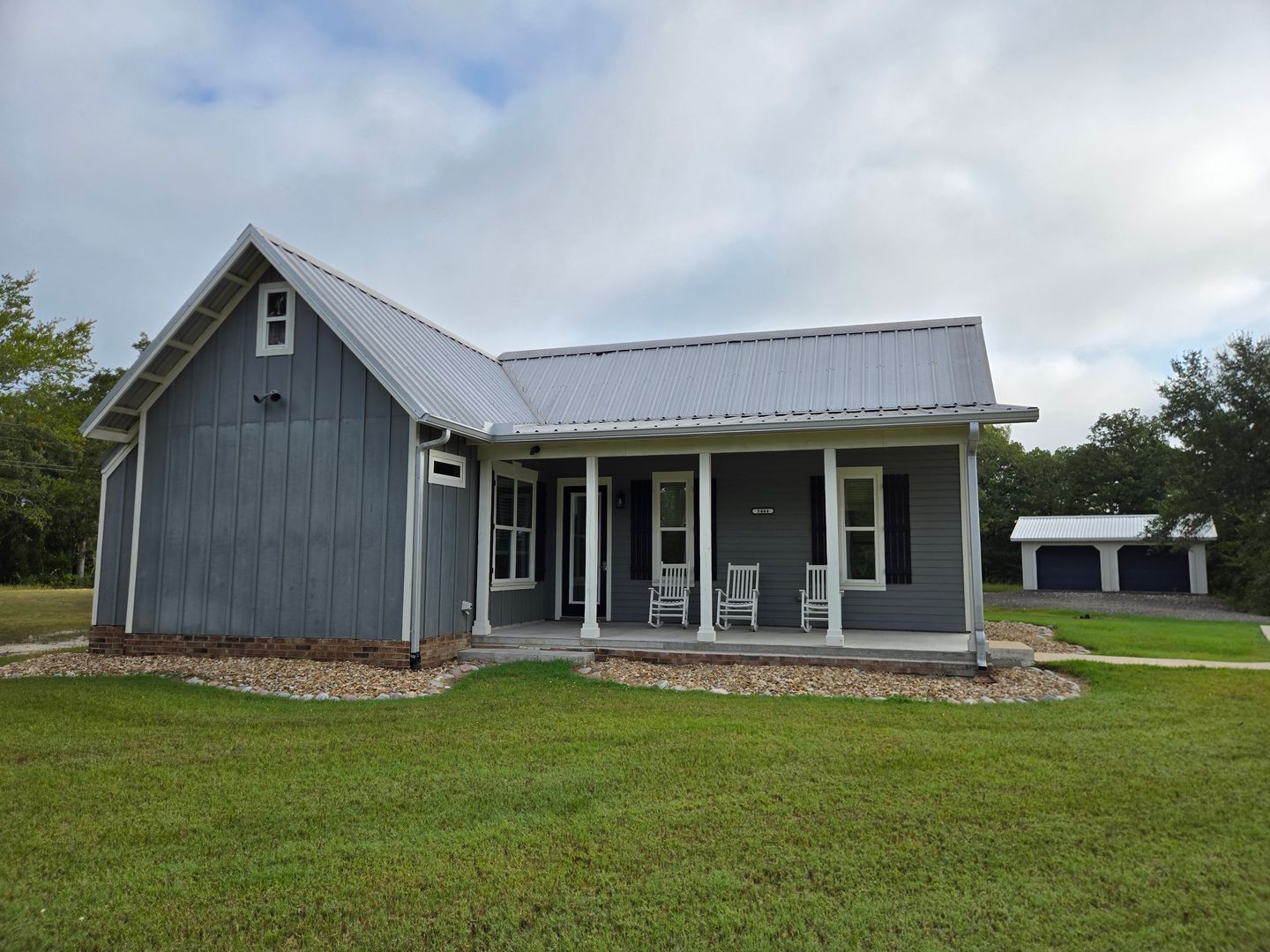 College Station House: 5444 Raymond Stotzer