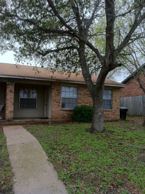 College Station Apartment: 1216 A April Bloom