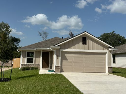 Bryan - BRAND NEW HOUSE -3 bedrooms / 2 bath / 2 car garage with fenced in yard. – photo 1